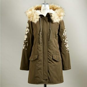 NWT Driftwood Bellina Coat

Sundance S